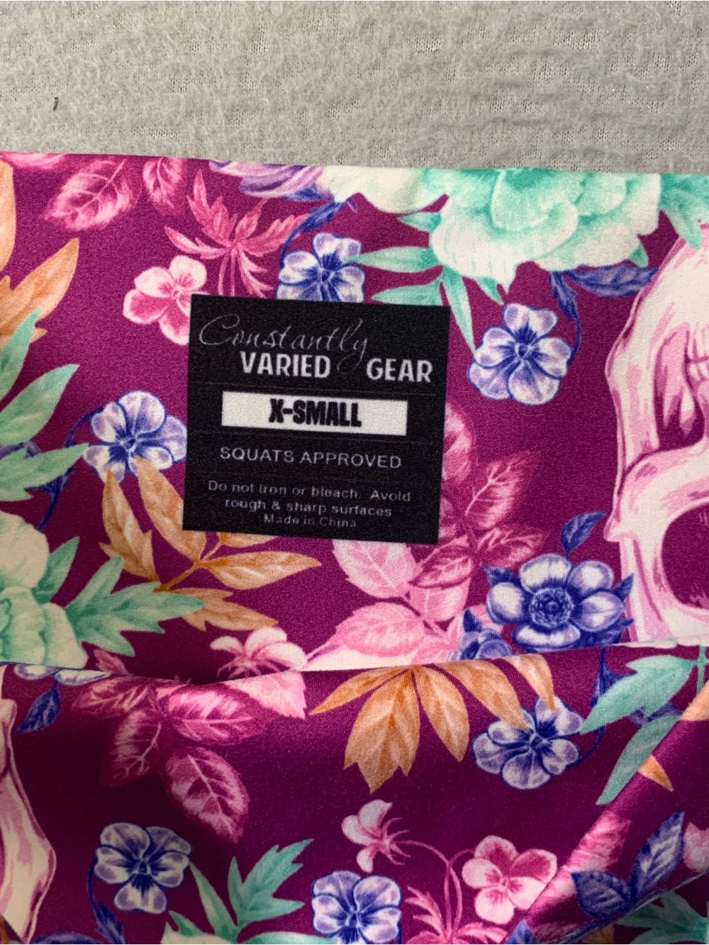 Constantly Varied Gear Purple Floral Skull Bike Shorts XS - Picture 2 of 8